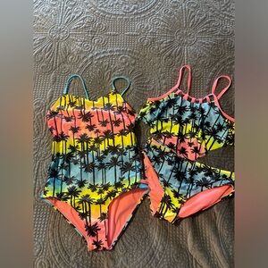 Girls swimsuit set, size 12